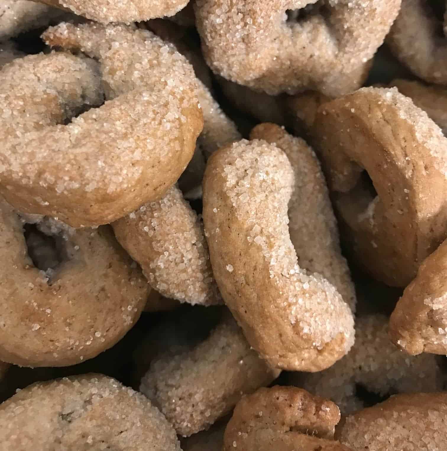 Ciambelle al vino
